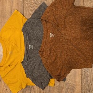 Mossimo Heather Tees In Mustard Yellow, Olive Green And Brown Size M